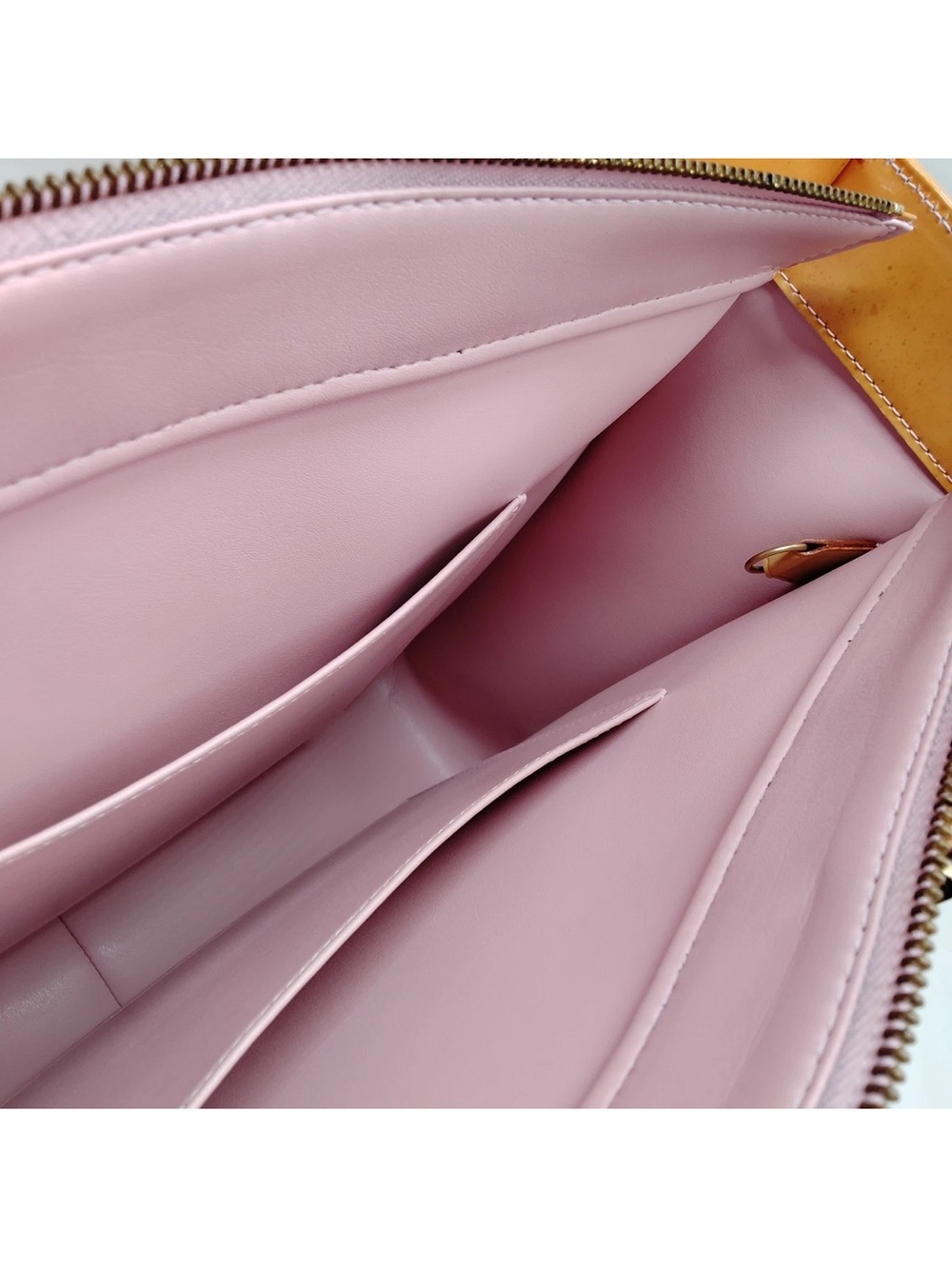 Louis Vuitton Amber Patent Monogram Tote - Picture 8 of 14